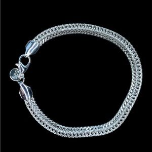 Elegant Silver 925 Women's Bracelet 💎